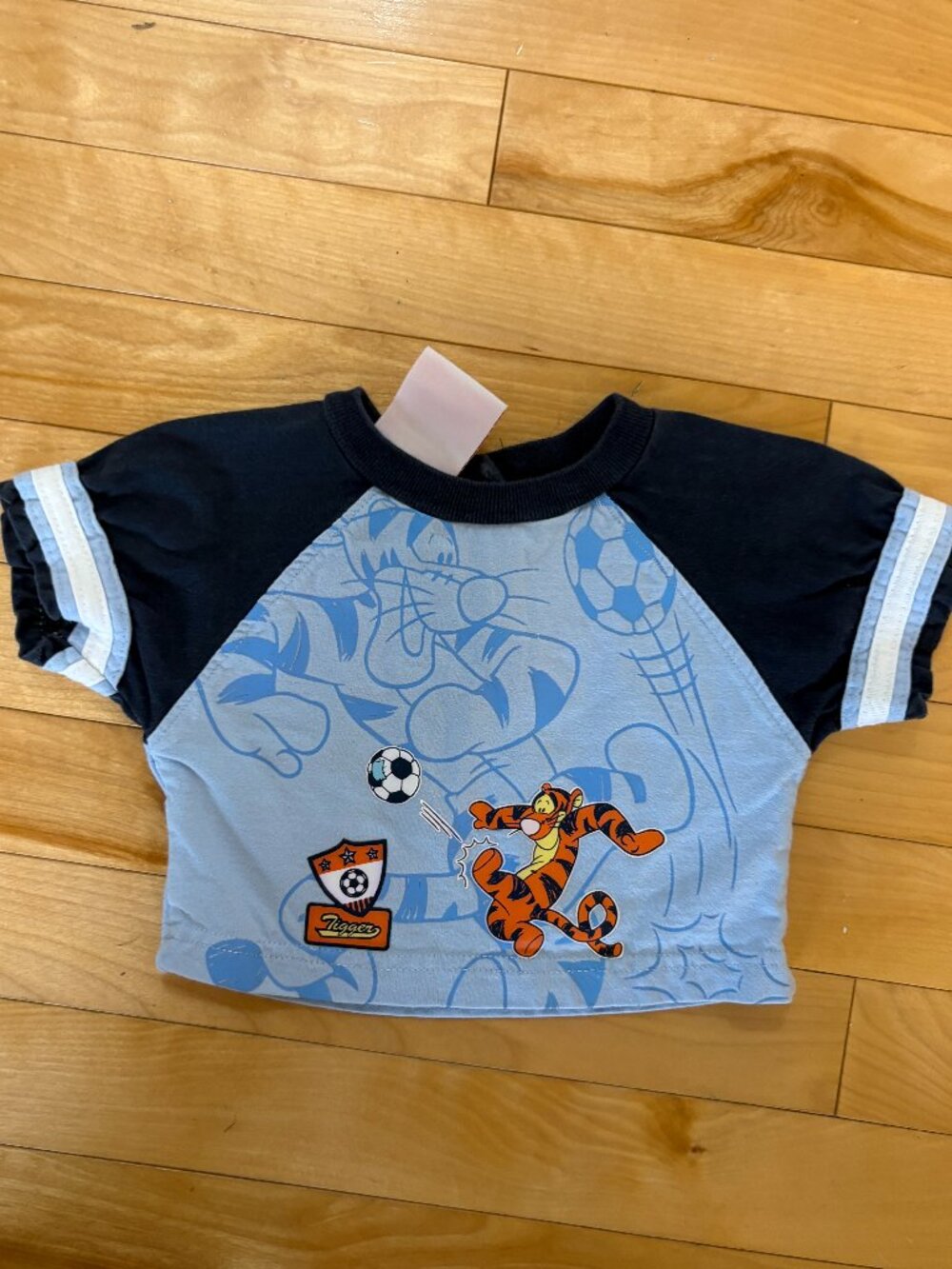 Disney Winnie the Pooh Tigger t shirt baby vintage blue size 0-3 months baby